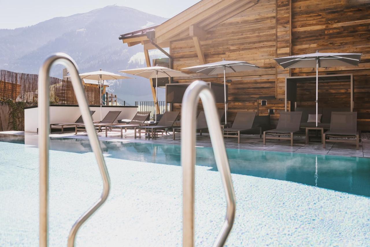 Glemm By Avenida Superior Hotel & Residences Saalbach-Hinterglemm Exteriör bild