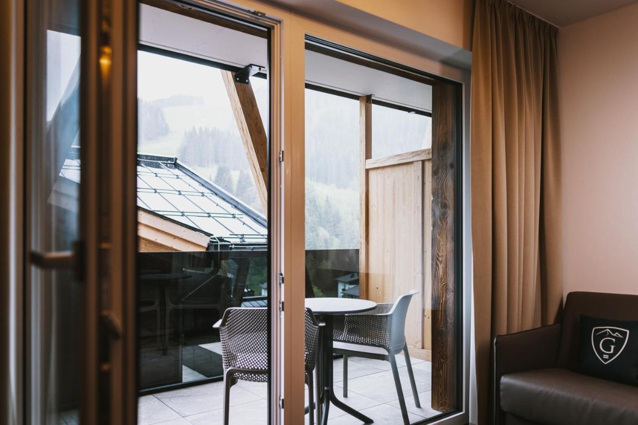 Glemm By Avenida Superior Hotel & Residences Saalbach-Hinterglemm Exteriör bild